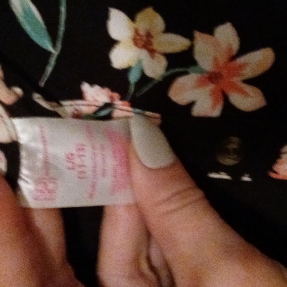 Dress - Picture 3 of 3